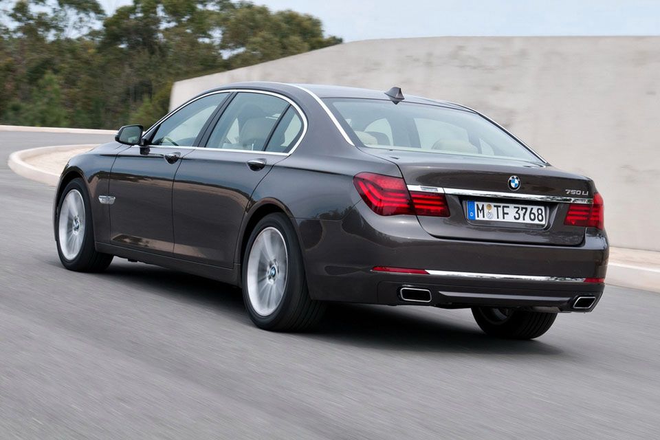 BMW serii 7 na rok 2013 - megagaleria niemieckiego okrętu flagowego 194
