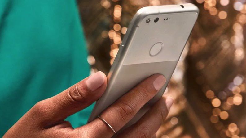 Google ukarał kilkaset osób za to, że... sprzedały swoje Pixele 1