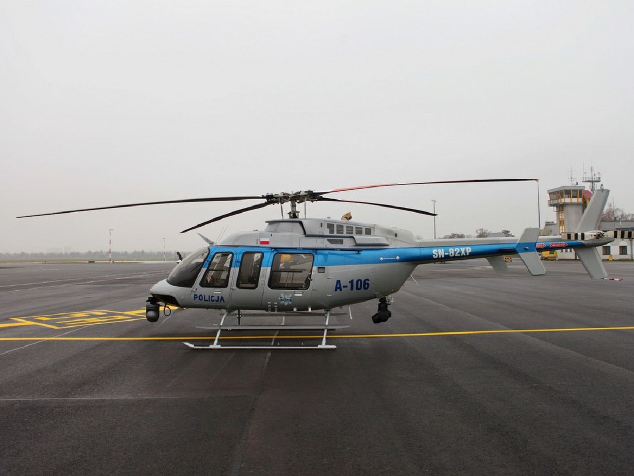 Wielkopolska policja odebrała nowoczesny śmigłowiec Bell 407GXi