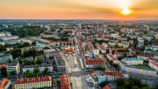 Pogoda w Białymstoku. Prognoza na piątek 7 listopada 2025. Poranne i wieczorne mgły, brak opadów