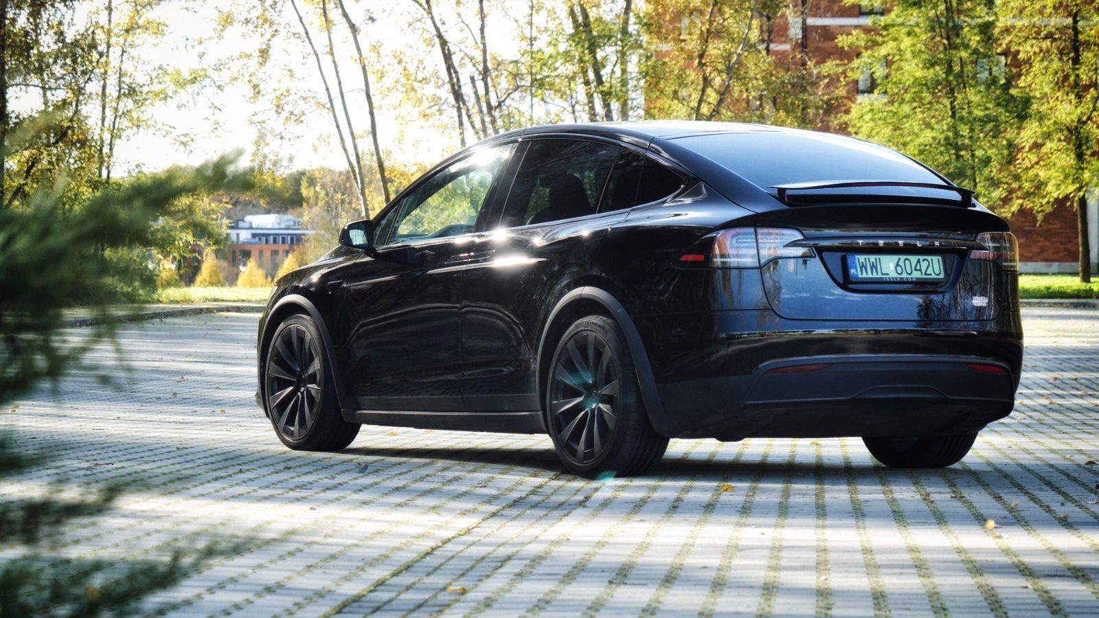 Tesla Model X Plaid