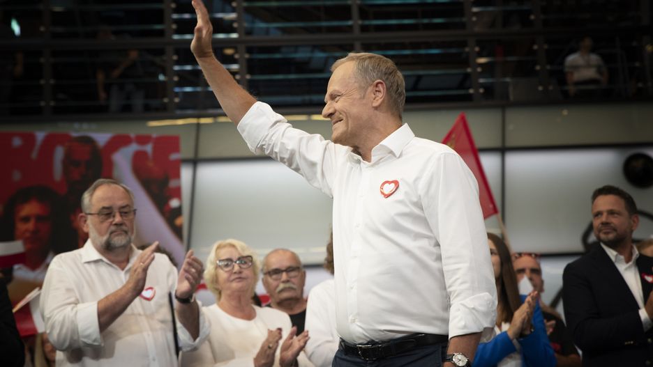 GDANSK, POLAND - 2023/09/01: Donald Tusk greets his supporters during the Civic Platform (PO) party election rally. The former Prime Minister of Poland and current leader of the Civic Platform (PO) party, Donald Tusk, and his party members hold an election rally at the European Solidarity Centre in Gdansk. Civic Platform is a center-right political party in Poland. The rally was held on the day of the 43rd anniversary of the August agreement, which the former Prime Minister recalled in his speech . Civic Platform party members namely, Aleksandra Dulkiewicz, Mayor of Gdansk, Piotr Adamowicz, Henryka Krzywonos-Strycharska, and Rafa Trzaskowski, Mayor of Warsaw, delivered speeches during the rally. (Photo by Agnieszka Pazdykiewicz/SOPA Images/LightRocket via Getty Images)