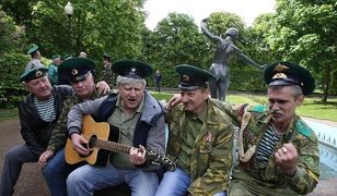 Popracują dla armii nocą? Kreml wymyśla nowe represje wobec Rosjan