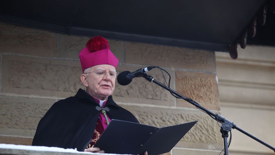 Marek J�draszewski
Art Service
liturgia, m�ka, m�ki, msza, pa�ska, pa�skiej, religia, triduum paschalne, wiara, WIELKANOC, WIELKI PI�TEK, Wielkopi�tkowa