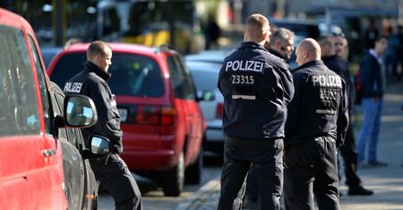 W Niemczech zdewastowano 270 samochodów. Wskazują na udział Rosji