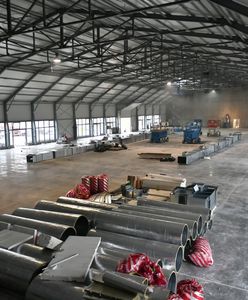 Koronawirus w Polsce. Szpital polowy we Wrocławiu coraz bliżej. Oddział intensywnej terapii blisko ukończenia