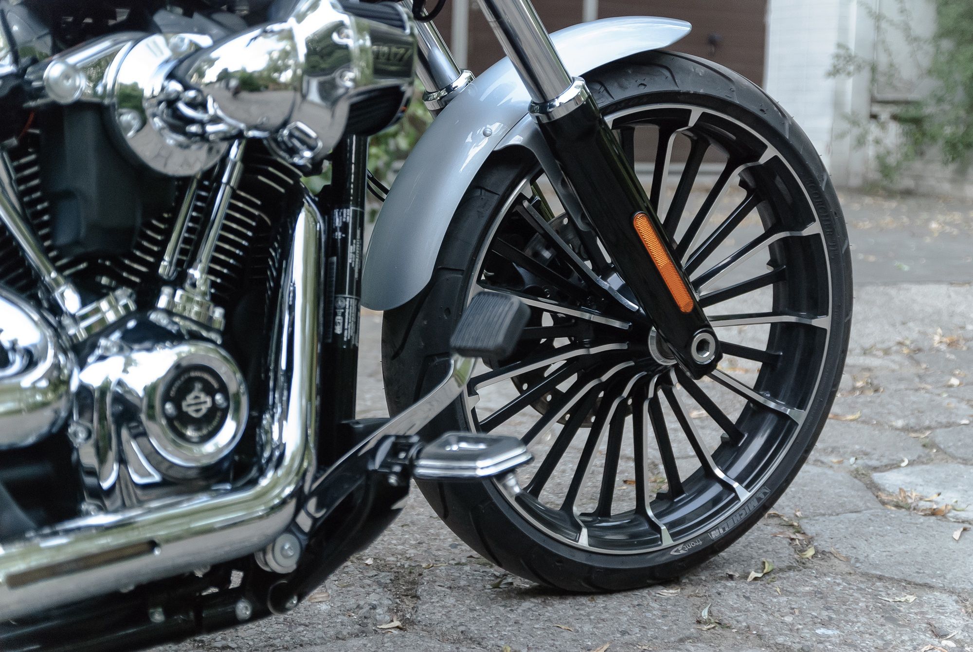 Harley-Davidson Breakout