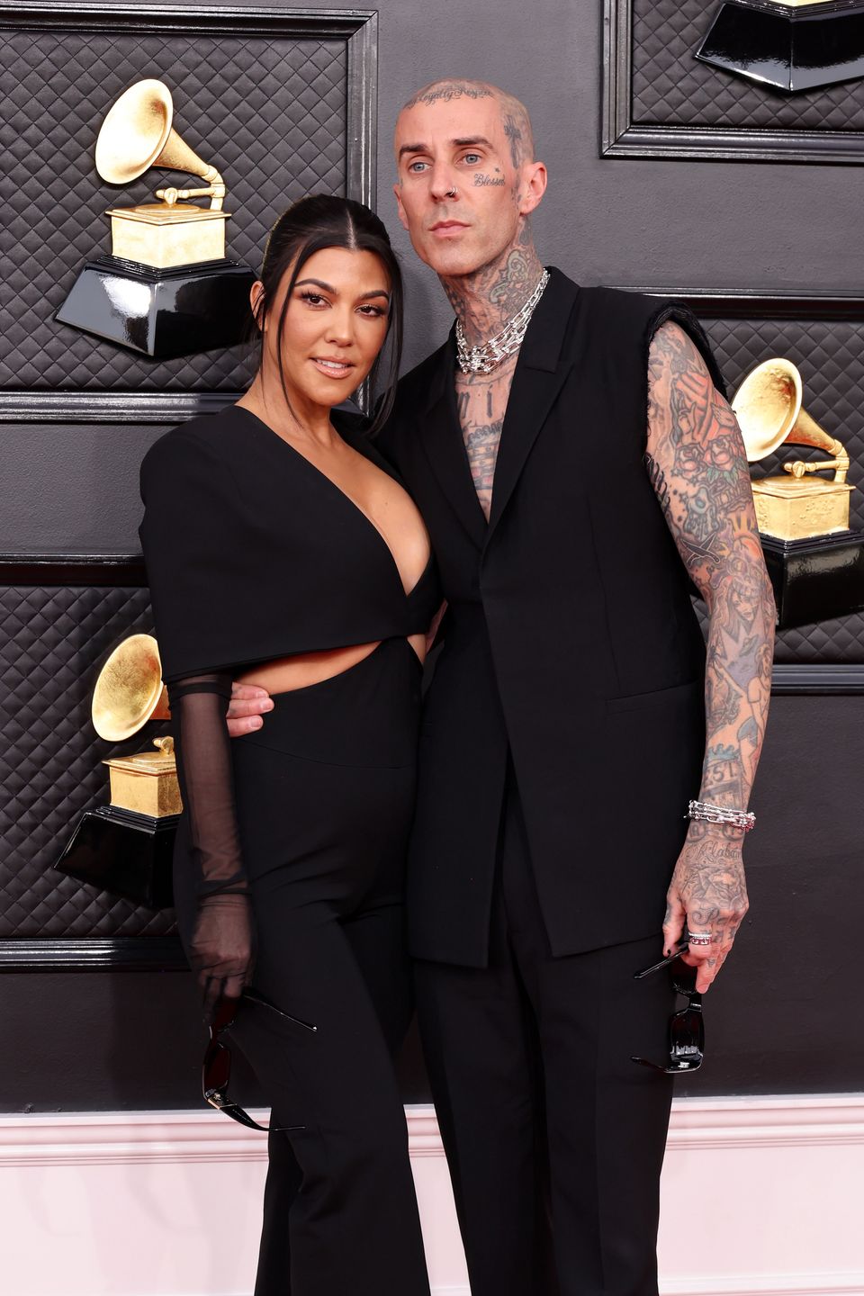 Kourtney Kardashian nie opuszcza szpitala, w którym przebywa Travis Barker