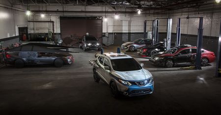 Nissany z odległej galaktyki. Japończycy promują ósmy epizod "Gwiezdnych wojen"