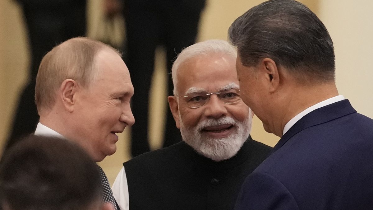 Władimir Putin, Narendra Modi i Xi Jinping