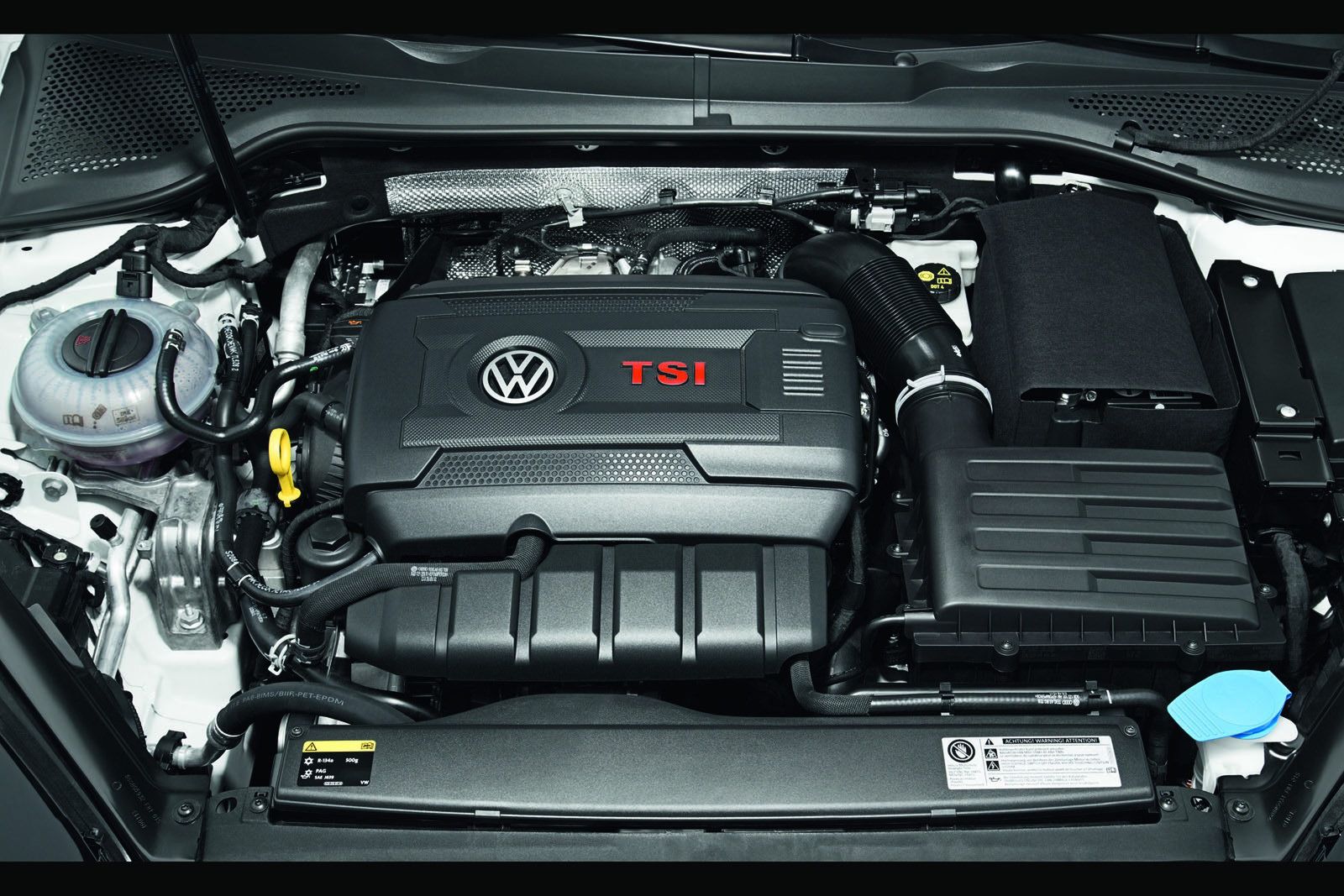 Volkswagen Golf VII GTI - efektowne zdjęcia rasowego hot-hatcha [galeria] 29