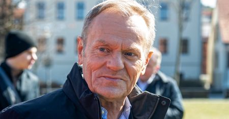 Donald Tusk znów żartuje. "Pewnie Pegasus nagrał"