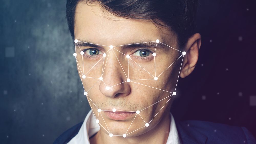 Rozpoznawanie twarzy z depositphotos