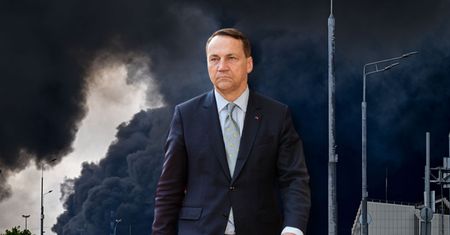 Sikorski stawia sprawę jasno. Wskazał dokładny cel ataków na Rosję