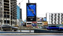 Mural Pawła Swanskiego promuje serial AXN „Ultraviolet 2.0”