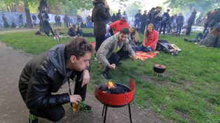 Tutaj zrobisz grilla w Szczecinie. Idealne na majówkę. Oto miejsca, gdzie zrobić to bezpiecznie!