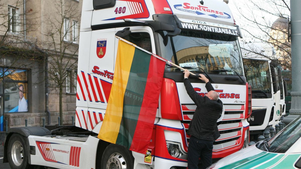 Litewscy przewonicy protestuja przeciwko przej?ciu ci??ar�wek  przez bia?oruski re?im