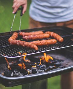 Koronawirus a majówka. Grillowanie tylko z domownikami na własnej posesji