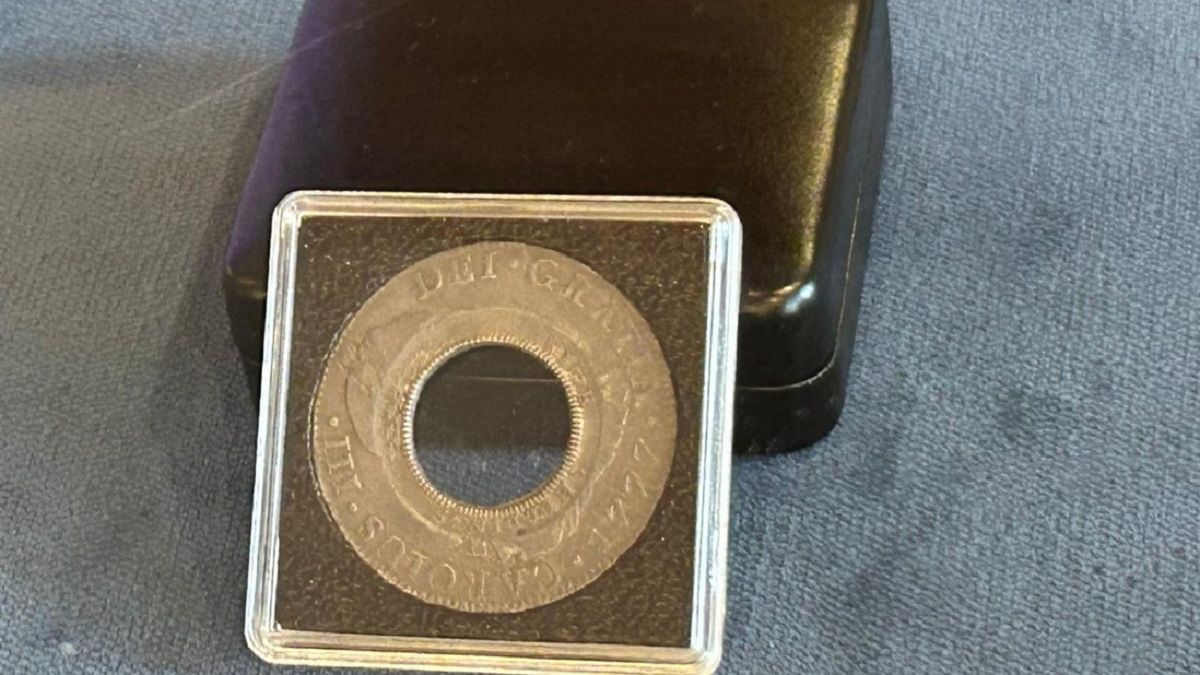 Zabytkowa moneta wróciła do Polski.