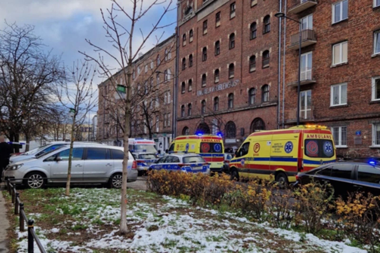 Nie żyje policjant postrzelony w Warszawie. Zginął podczas interwencji