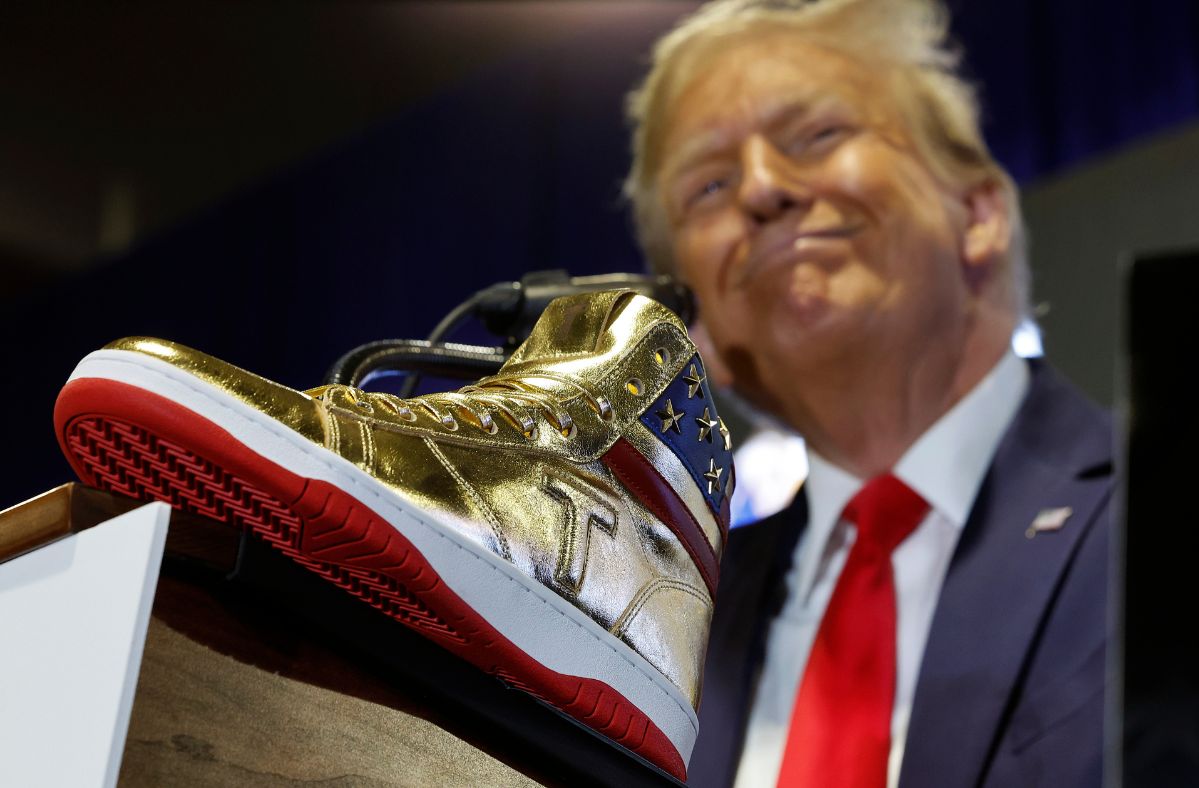 Donald Trump sold golden sneakers.