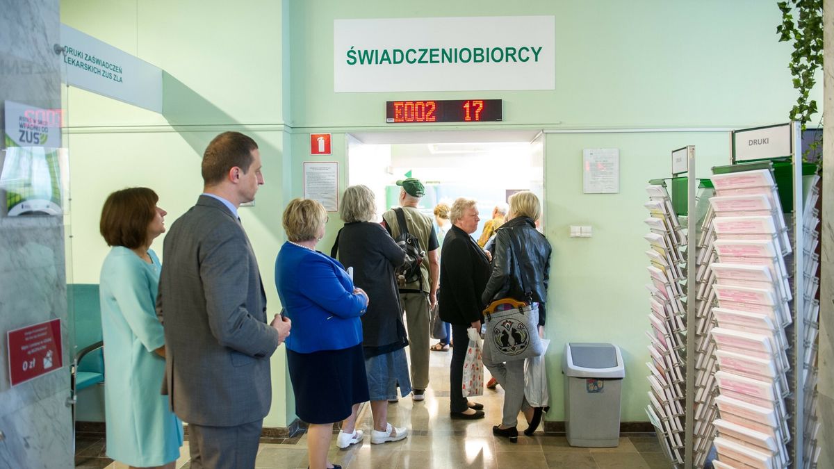 Do końca lipca można zapisać się lub wypisać, a także zmienić OFE. Kolejna szansa pojawi się dopiero za cztery lata 