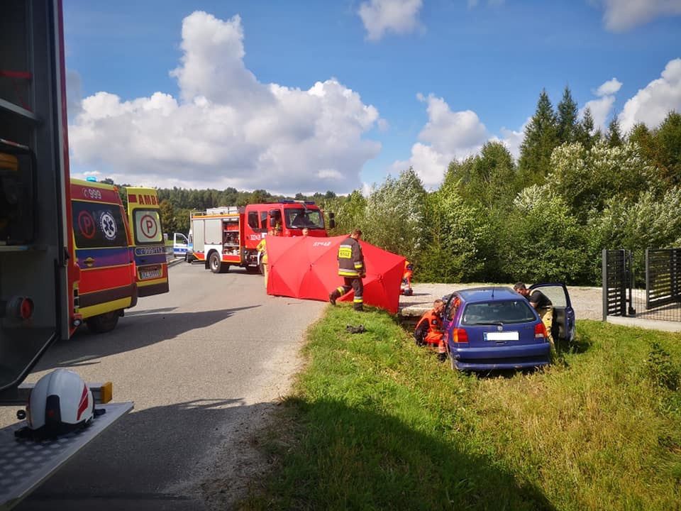 Makabra w Błażowej Górnej. Nagle uderzył w beton