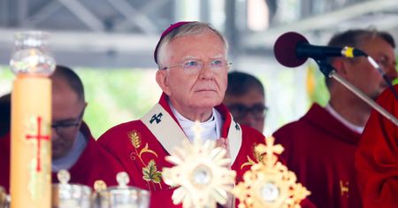 Boże Ciało w cieniu epidemii. Tradycyjnych procesji nie będzie. Kraków się wyłamuje