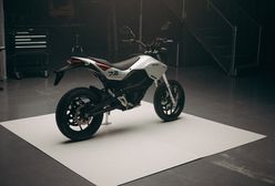 Zero FXE to znana piosenka w nowym wykonaniu. Sprawdzi się w mieście