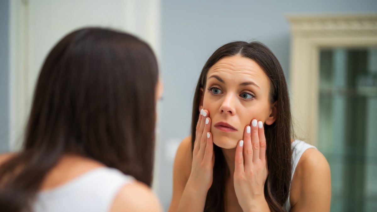 Worki pod oczami można zlikwidować domowymi sposobami.