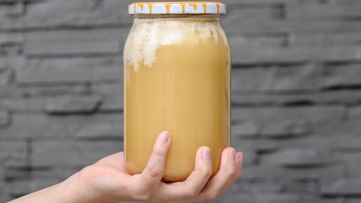 Niewłaściwe przechowywanie miodu może prowadzić do fermentacji