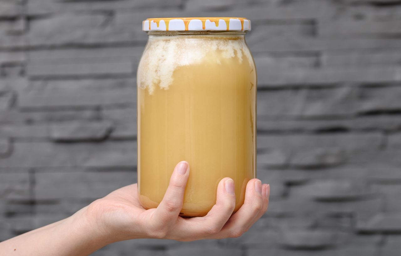 Niewłaściwe przechowywanie miodu może prowadzić do fermentacji