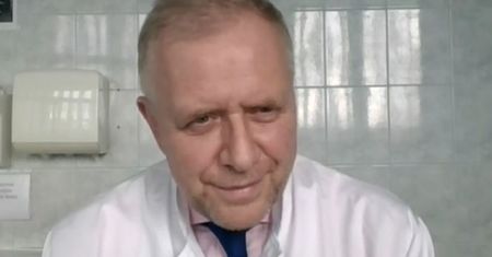 COVID-19 w Polsce. Niepokojące słowa lekarza. Skomentował liczby z niedzieli