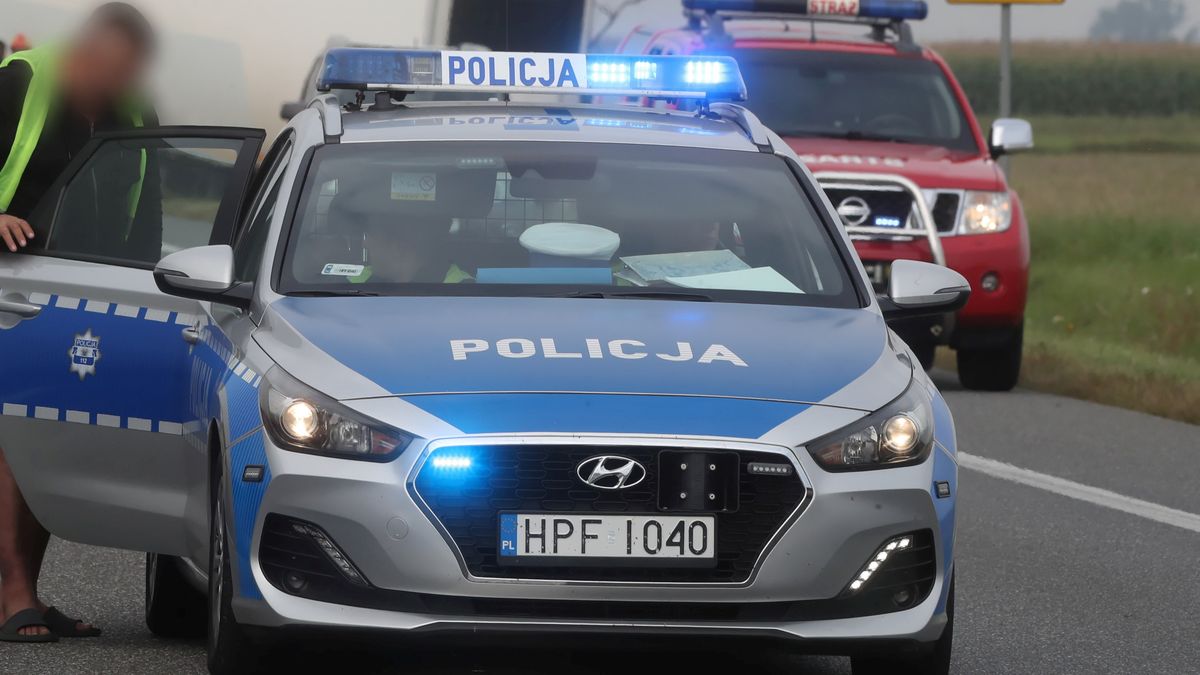 miejsce wypadkuRoman Zawistowskidk nr 92, kolizja, rozbite auta, rozbite samochody, wypadek, zdarzenie drogowe, zderzenie