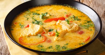 Zapomnisz o rosole. W chłodne dni ta zupa rozgrzewa lepiej niż termofor