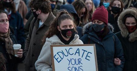 Zabójstwo Sarah Everard. Tragedia wpłynie na edukację seksualną w szkołach?