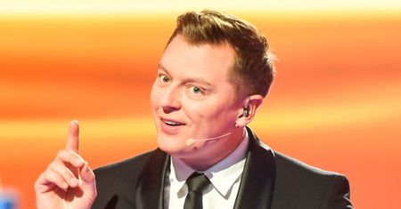 Rafał Brzozowski broni swojego wyjazdu na Eurowizję: "To nie jest tak, że miły pan z telewizji ZAŁATWIŁ SOBIE WYJAZD"
