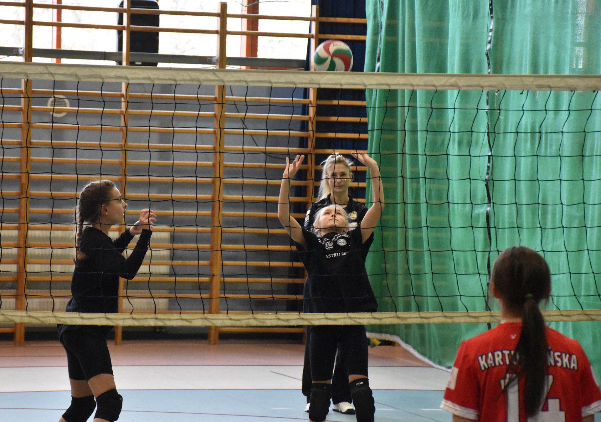 Ligowe turnieje siatkówki dziewcząt w Malborku