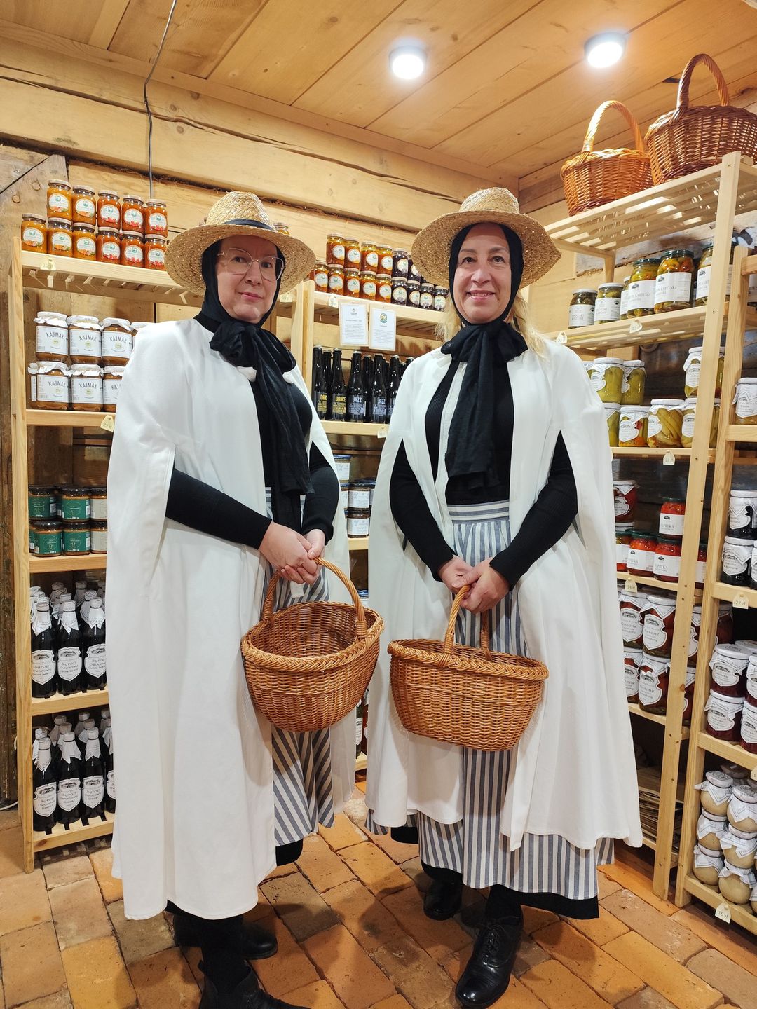 Mateczki Adwentowe łatwo rozpoznać po charakterystycznych stroja