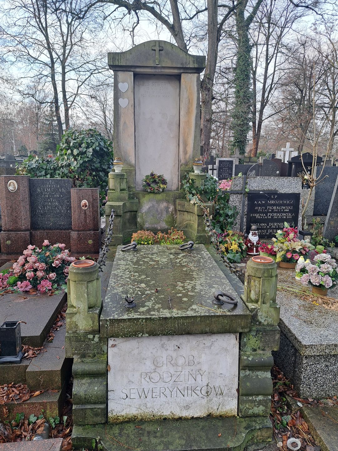 Tak dziś wygląda grób Lubiczów z "Klanu"