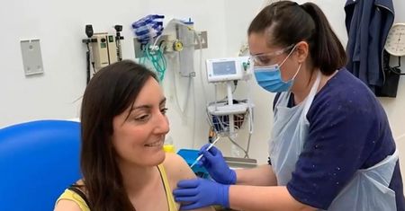 Szczepionka na koronawirusa. Ponad 800 ochotników. To pierwsze testy kliniczne w Europie