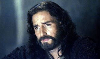 Wiadomo, kto wcieli się w rolę Jezusa w NOWEJ części "Pasji". Mel Gibson zmienił głównego aktora. Dobry wybór?