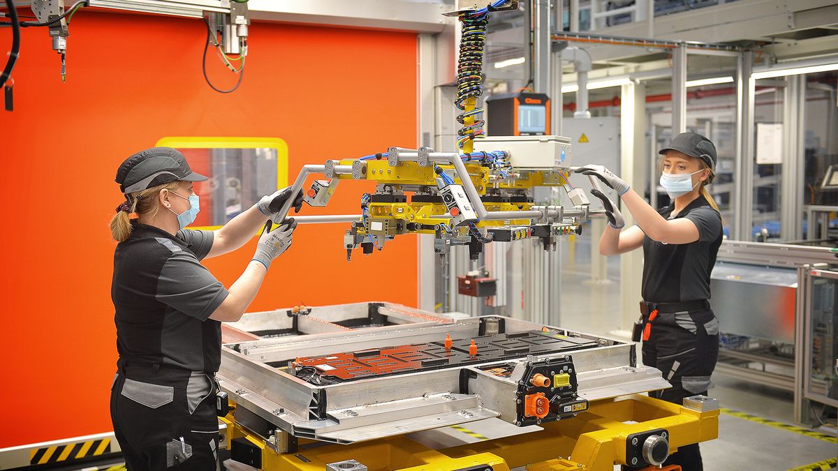 Fabryka akumulatorów w Jaworze