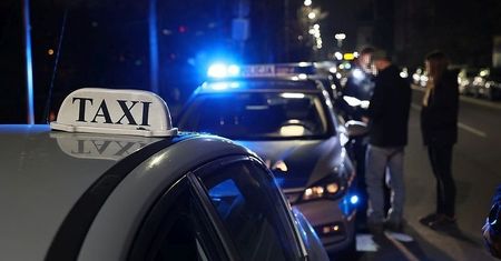 Szeroko zakrojona akcja policji we Wrocławiu. Taksówkarze na celowniku