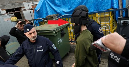 Dramat w Ostrołęce. Jakub Z. doprowadzony do prokuratury. Padły pytania o atak