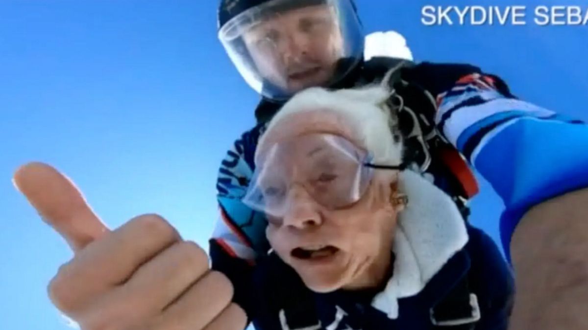 100-latka zadziwiła internautów