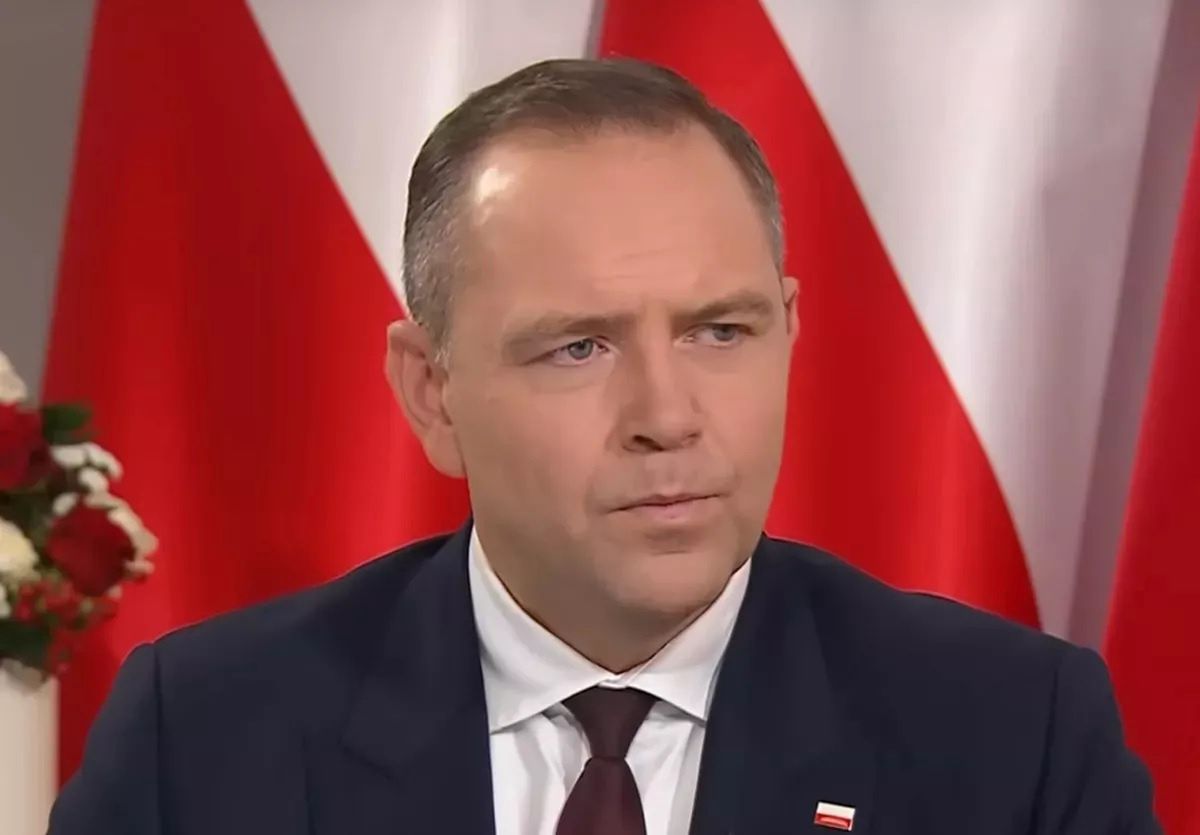 Karol Nawrocki nie odpuścił Onetowi ws. Grand Hotelu. Jest pozew cywilny i oskarżenie z art. 212 [NASZ NEWS]