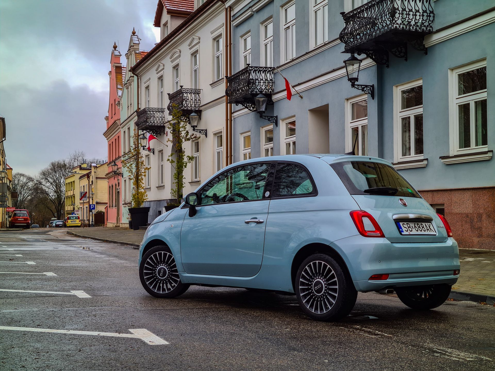 Fiat 500 Hybrid: Miękka hybryda, wirtualne zegary i działanie Android Auto 16