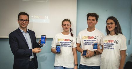Aplikacja mobilna zamiast plakatów – oto pomysł kandydata PiS na prezydenta Łodzi