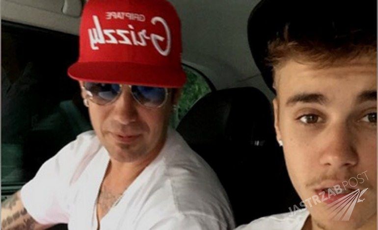 Szok! Ojciec Justina Biebera jest dumny z nagich zdjęć syna!